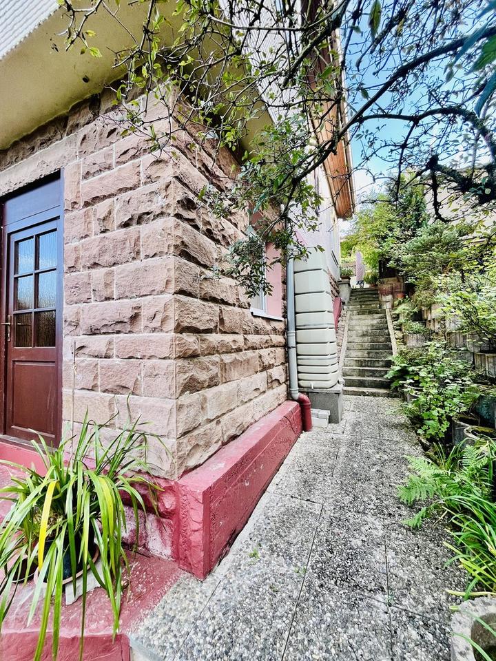 Schönes 2-Familienhaus mit zwei weiteren Zimmern im Gartengeschoss und ausbaufähiges DG! – Bild 39