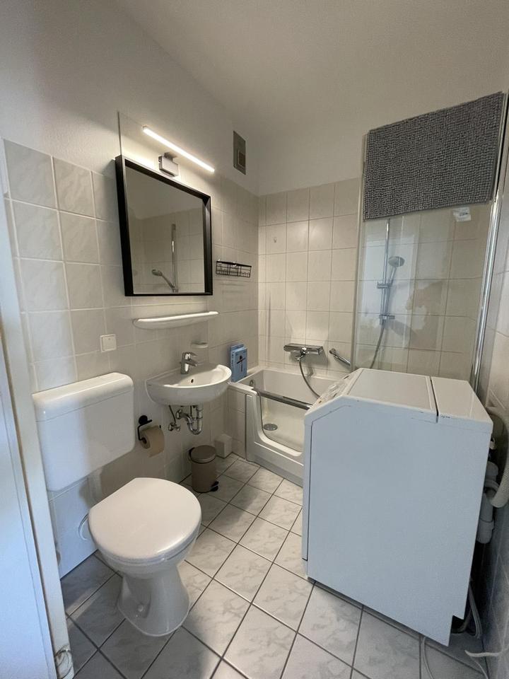 Attraktive 2-RW, EBK, Balkon, Möblierung optional – Bild 4