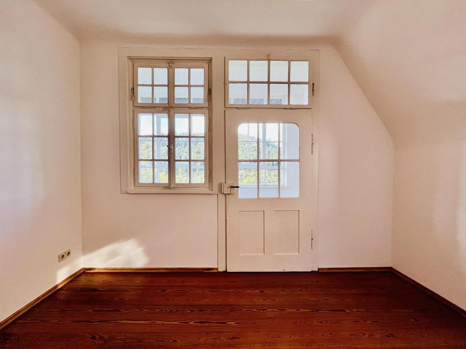 Schönes 2-Familienhaus mit zwei weiteren Zimmern im Gartengeschoss und ausbaufähiges DG! – Bild 26