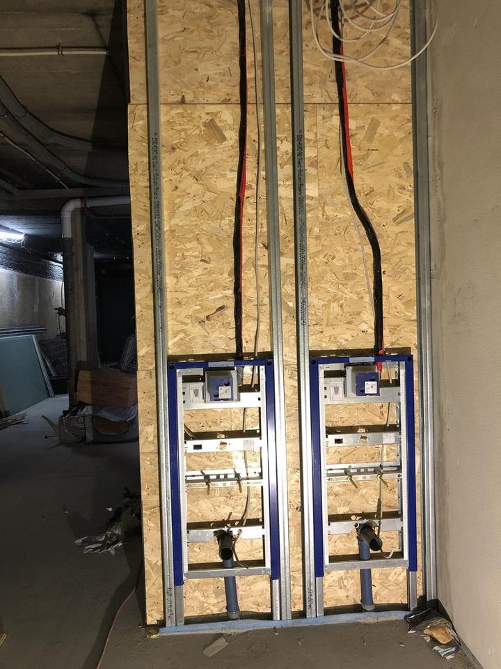 Lagerfläche - am Bremer Hauptbahnhof - Lagerfläche – Bild 17