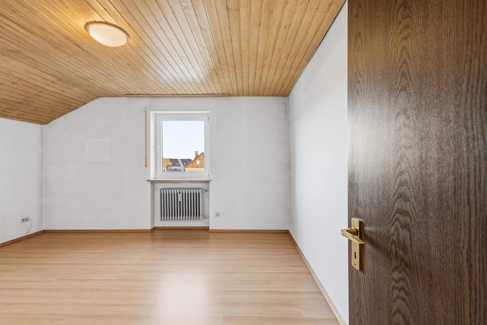 Sofort einziehen! Helle, lichtdurchflutete 3-4 Zimmer Wohnung in top Lage in Neutraubling – Bild 5