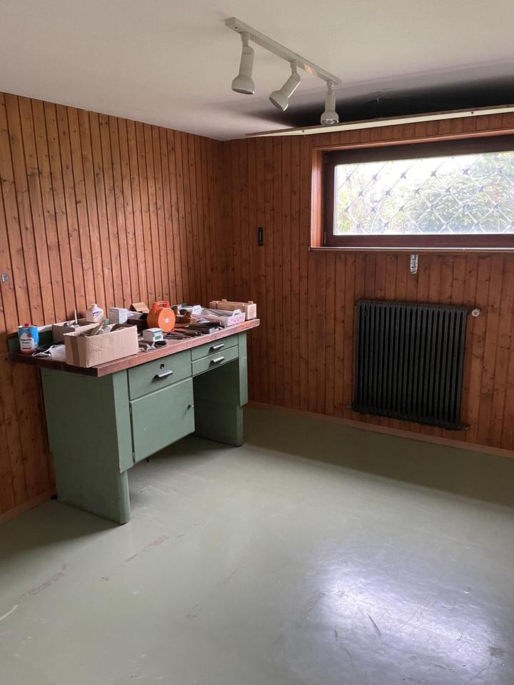 Großzügiges, helles Einfamilienhaus mit Einliegerwohnung, Massivbauweise, Sackgassenlage – Bild 40