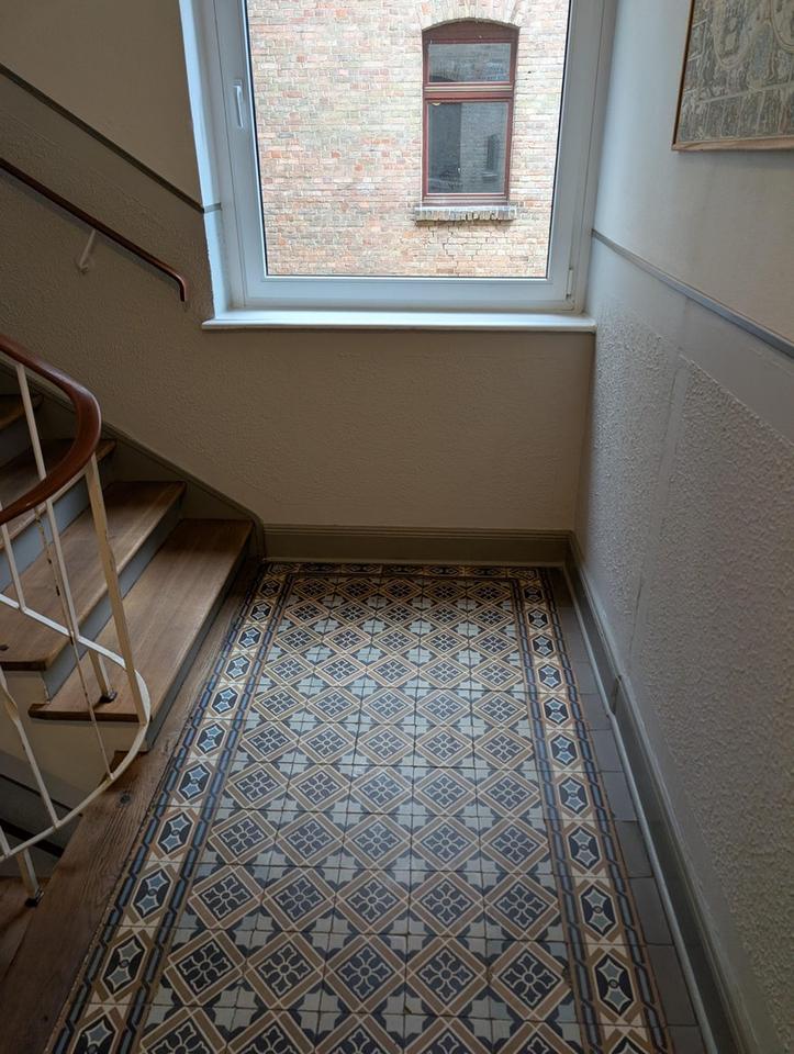 BS Innenstadtnah: 5-Zi. Altbau Wohnung im 1. OG von Privat: BLK, Stuck, Parkett, Garten – Bild 16