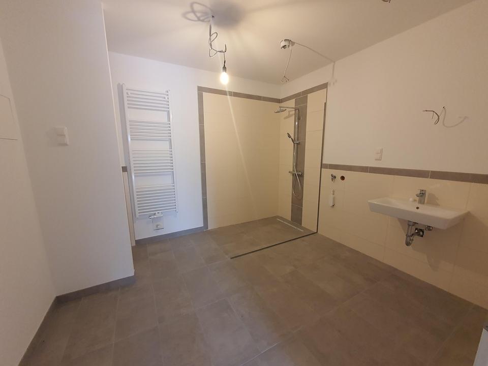 Traumhafte 3 Zimmer EG Wohnung mit Doppelgarage zu vermieten – Bild 8