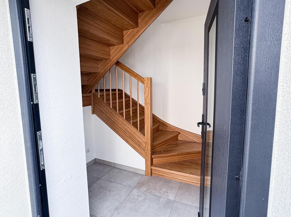 Penthouse Maisonette Wohnung mit riesiger Dachterrasse - Erstbezug nach energ. Komplettsanierung – Bild 2