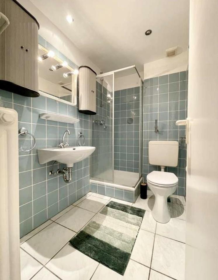 Stilvolle 1-Zimmer-Wohnung mit Einbauküche und Balkon in Unterbilk-Hafen – Bild 6