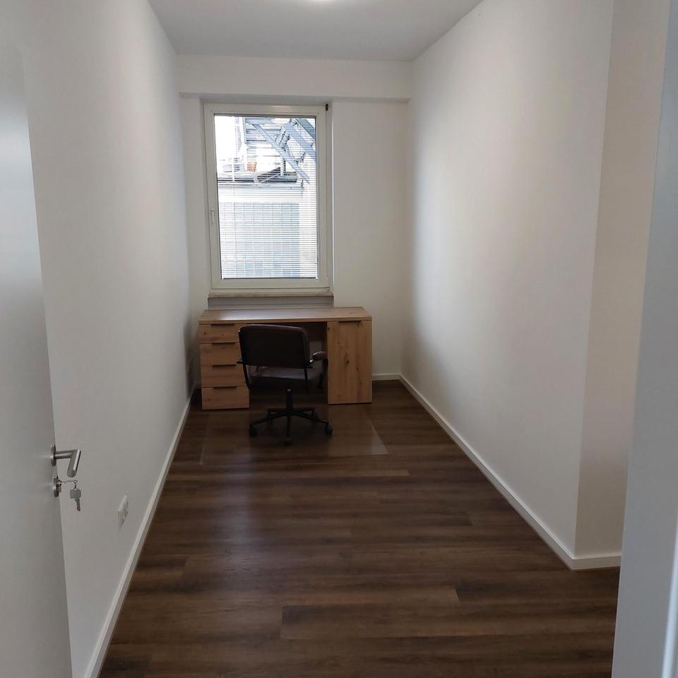 5 WG-Zimmer 16 bis 22 Qm, Küche, Essecke, 2 Duschbäder/WC, 2 WC Darmstadt-Stadtmitte – Bild 14