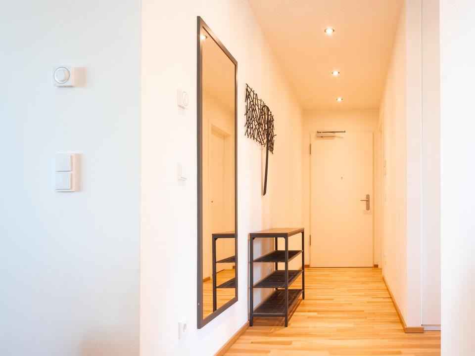 *wunderschönes Wohnambiente, 4 Zi, ca. 108 m², inkl. EBK, lux. Möblierung u. Balkon, zentrumsnah* – Bild 14