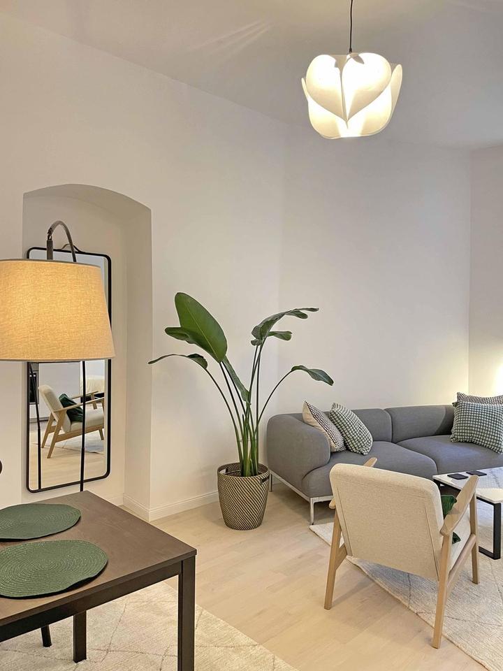 Seltene Gelegenheit - kernsanierte und bezugsfreie Wohnung am Zionskirchplatz – Bild 3