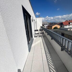 - Neuwertig -nach Erstbezug helle 2 Zimmer-Whg - KfW 40+ Standard EBK Balkon