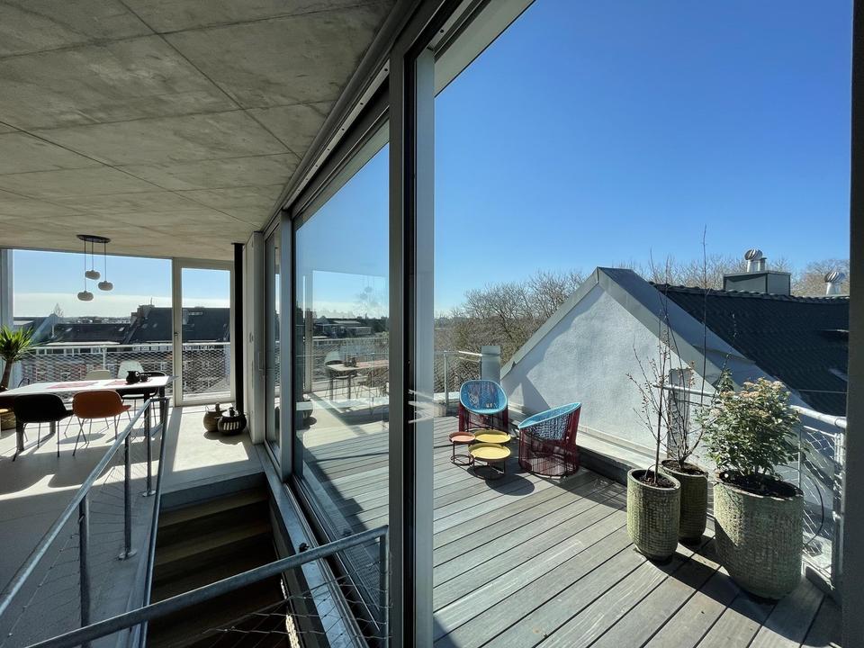 Bilker Bunker - Wohnen über den Dächern von Düsseldorf / Living above the roofs of Düsseldorf – Bild 9