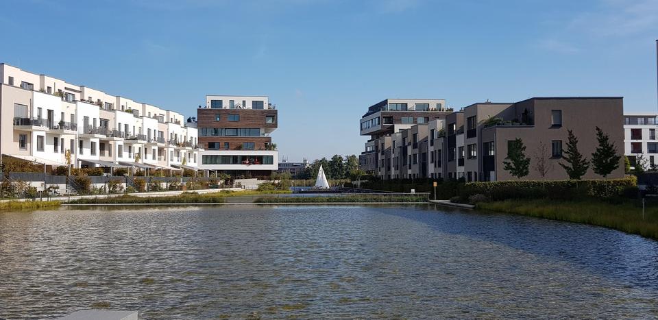 Perfekte 3-Zi.-Wohnung - mit Wasserblick & provisionsfrei – Bild 2