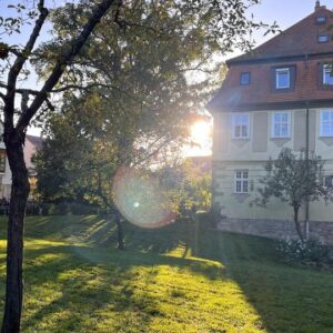 Wohnen im Schloss: Exklusive 4/5-Zimmer-Wohnung mit besonderem Flair