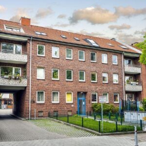 3,5-Zimmer-Wohnung mit Balkon in Top-Lage von Hamburg-Eimsbüttel – leerstehend