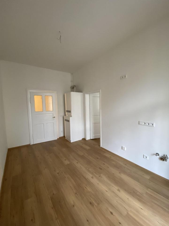 3-Zimmer-Altbauwohnung mit Wohnküche, Balkon & Aufzug Herzogstraße 85, 2. Obergeschoss, München – Bild 17