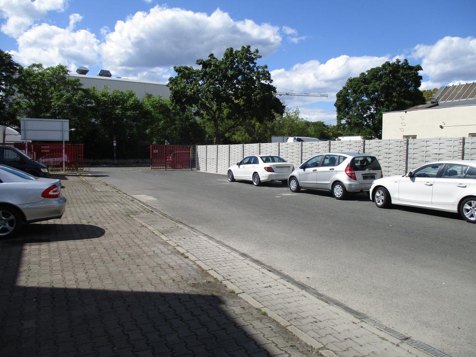 Pkw Werkstatt-KFZ-Transporter-LKw Werkstatt mit Autoplatz