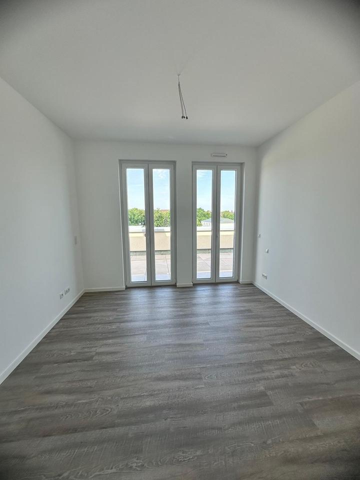 Großzügige 2-Zimmer-Neubauwohnung mit Süd-Dachterrasse – Zweitbezug Bezugsfrei ab sofort – Bild 7