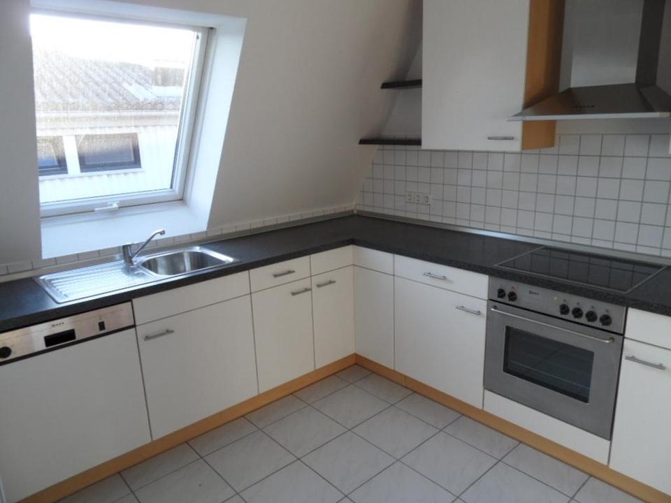 3-Zimmer im Dachgeschoss mitten im Heusteigviertel inkl. EBK – Bild 10