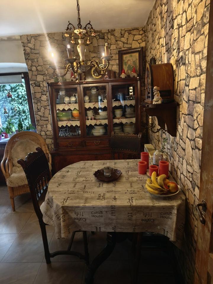 Wohnhaus mit 3 WG. und Dachterrasse für 800€ pro/ qm Ein Schnäpchen!!! – Bild 10