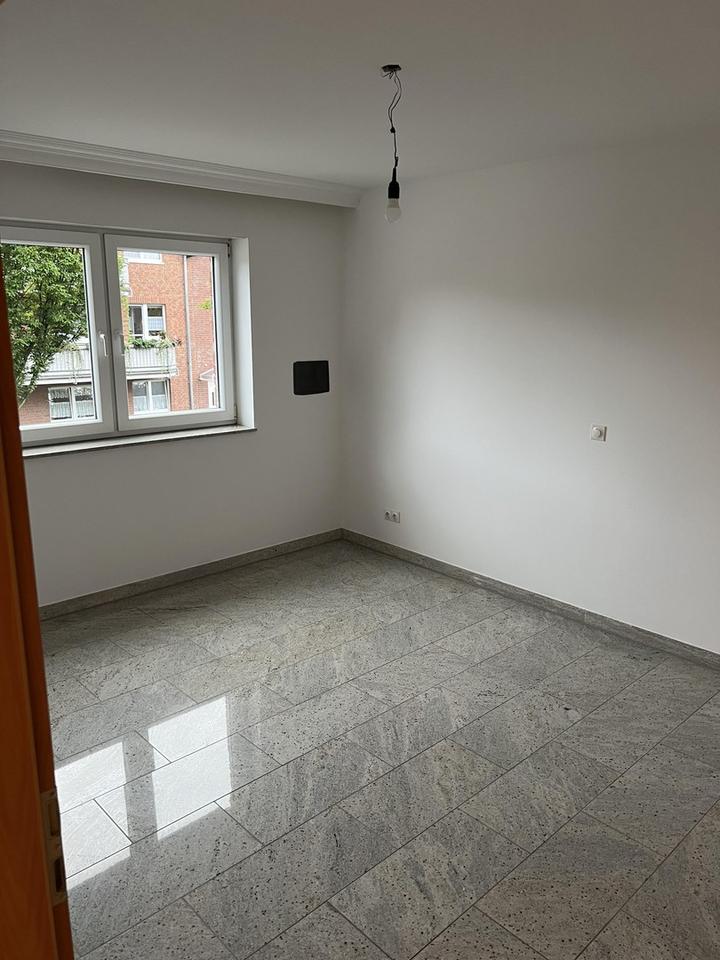 Schöne charmante 3 Zimmer Wohnung in Köln Weiler – Bild 17