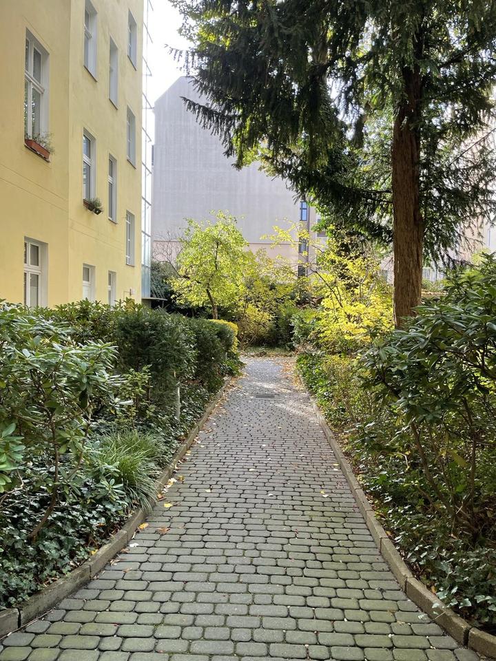 Top Lage.Liebevoll sanierte Wohnung Savignyplatz – Bild 5