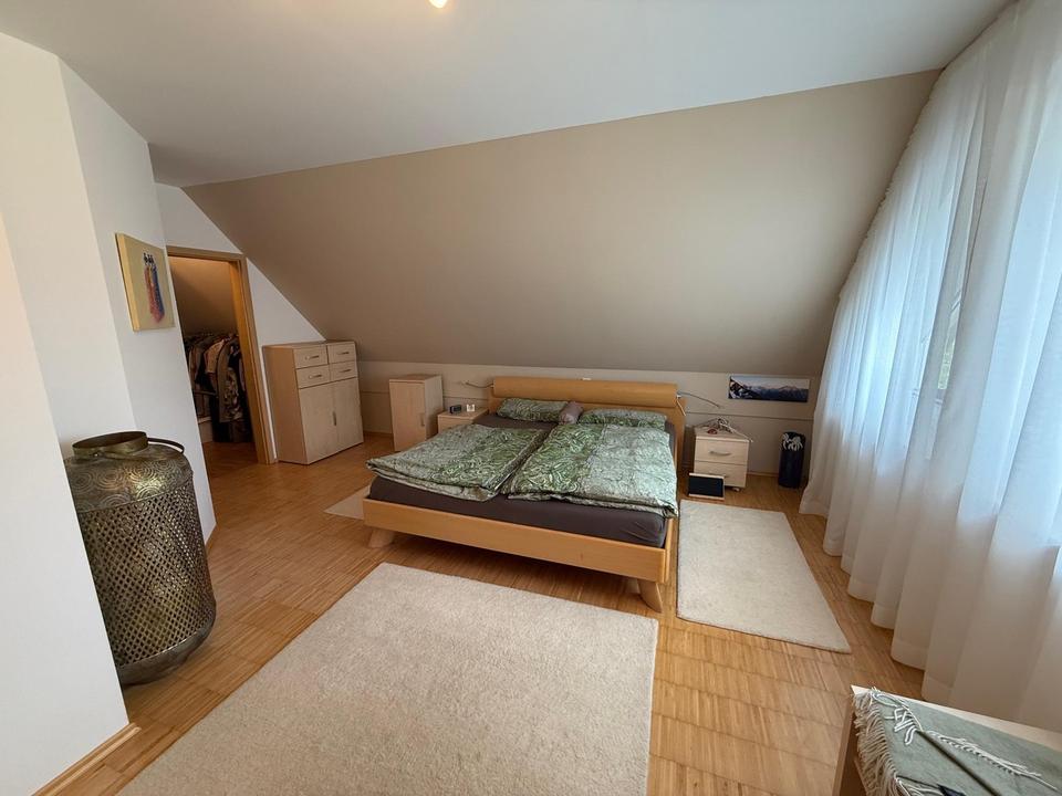 Wundervolles Niedrigenergie-EFH mit ELW/Praxis/Büro in bester Wohnlage! – Bild 16