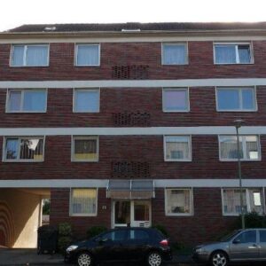 Schöne DG Wohnung im Herzen von Langenfeld