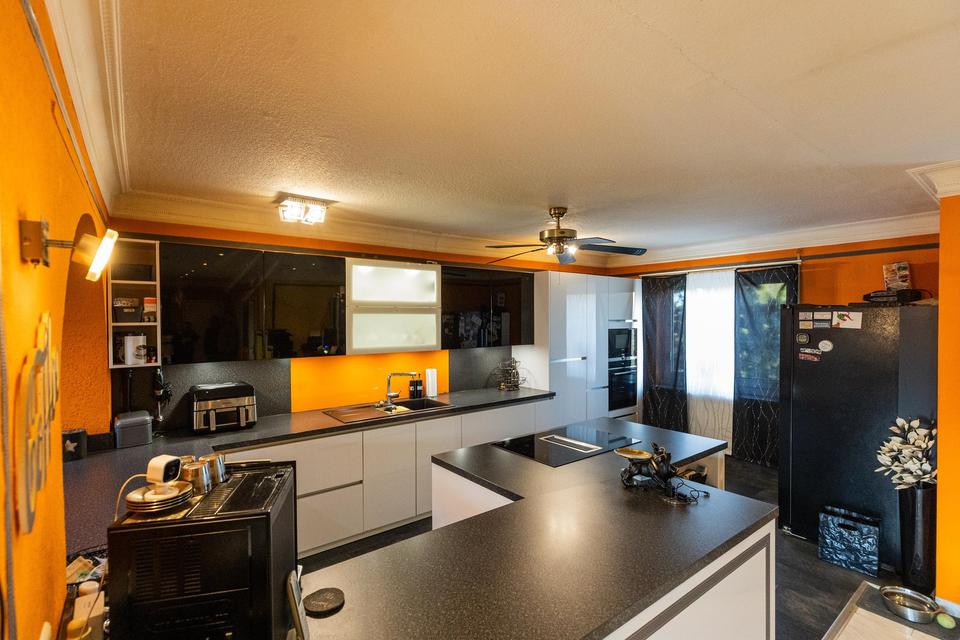 Wohnen wie im Haus: 250 m² auf einer Ebene , separater Eingang, riesen Terrasse – Bild 6