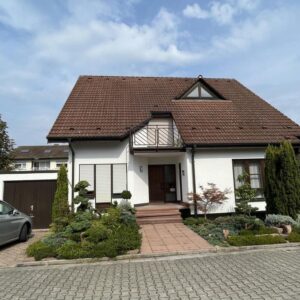 Ein Juwel - großzügiges Einfamilienhaus mit ELW