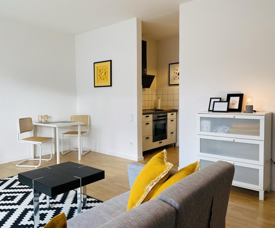 Stilvolles Apartment komplett möbliert mit eigenem Stellplatz vor den Toren Düsseldorfs – Bild 2