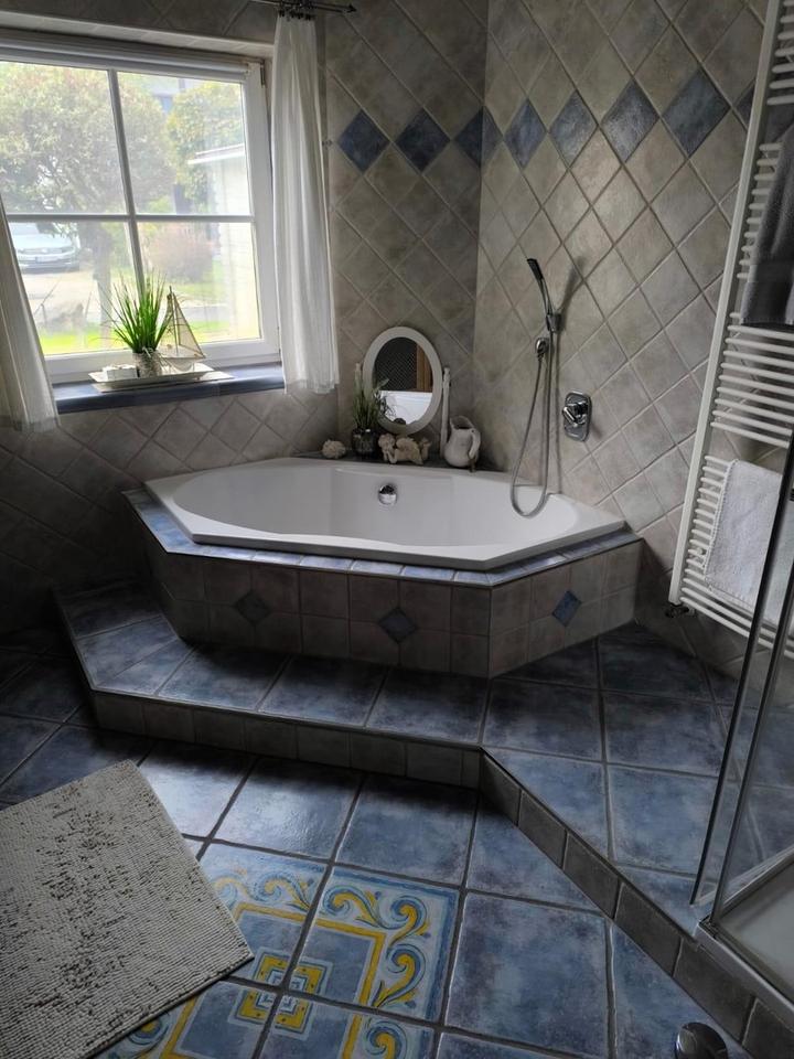 Zweifamilienhaus Gartenwohnung mit Einliegerwohnung, Terrasse & Garage in ruhiger Traumlage – Bild 7