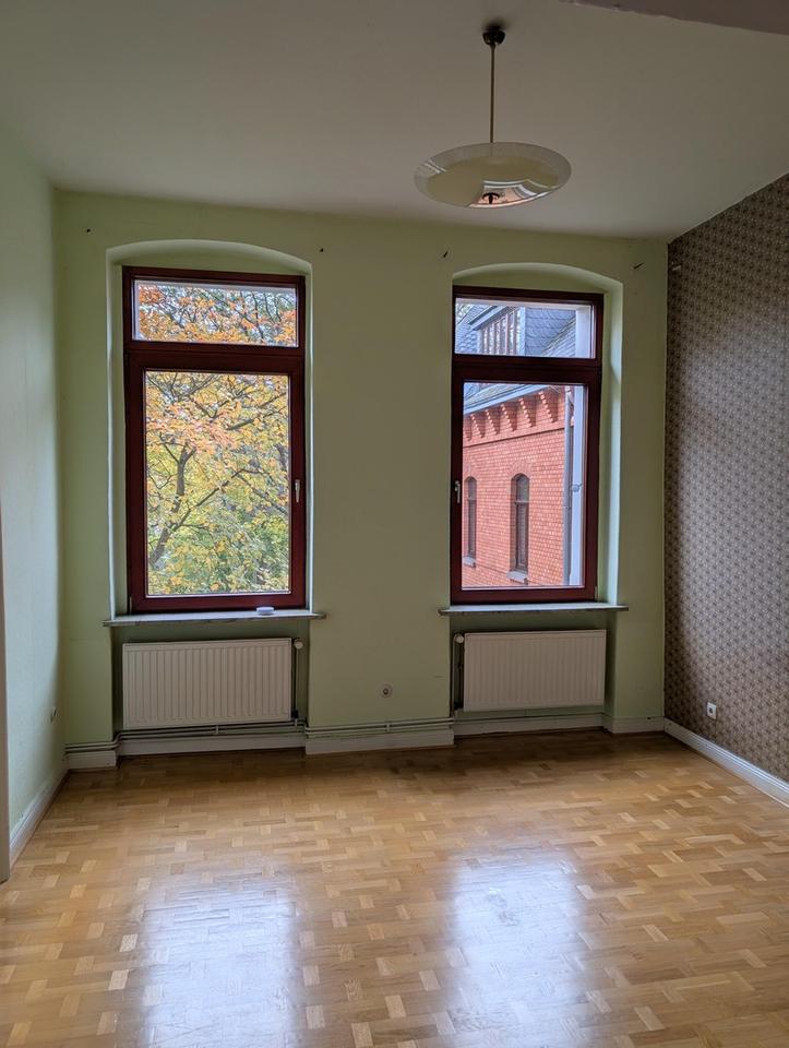 BS Innenstadtnah: 5-Zi. Altbau Wohnung im 1. OG von Privat: BLK, Stuck, Parkett, Garten – Bild 6