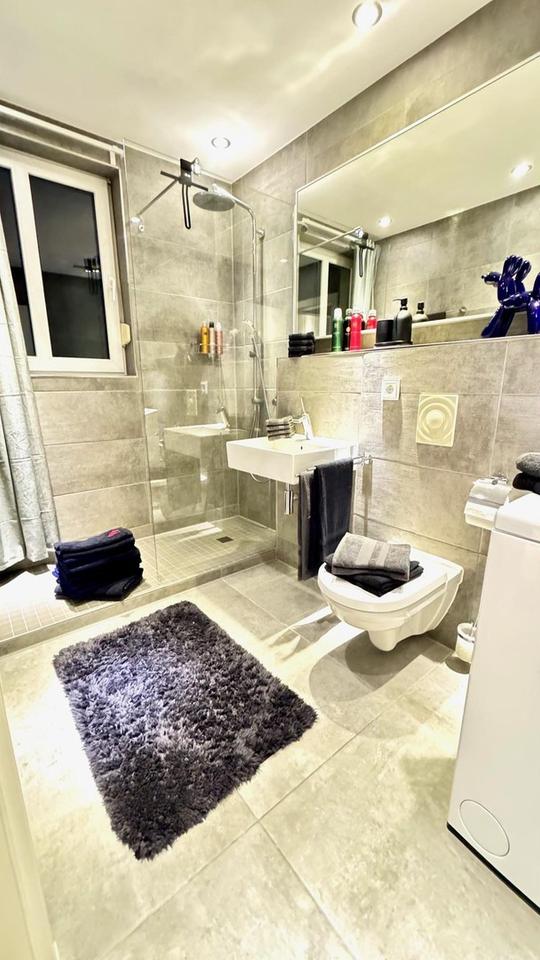 Aussergewönlich Wohnen 2-R- Galerie möbliert mit Dachterrasse Traumküche Lift u.TG ! – Bild 13