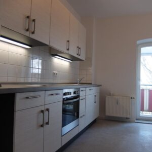 3-Raum Wohnung mit Balkon in gepflegtem Jugendstilhaus