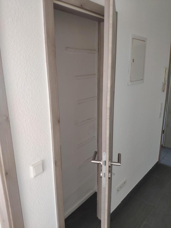 Charmante 1-Zimmer-Wohnung in zentraler Lage von Wuppertal-Elberfeld mit EBK – Bild 9