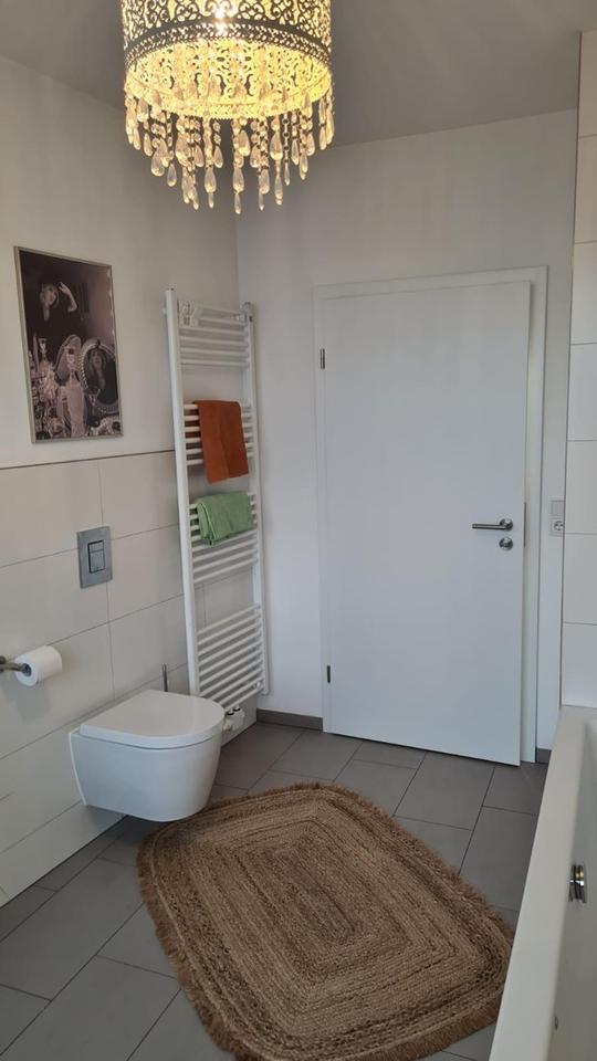 Tolle Wohnung im 1. OG mit 4 ZKB, EBK & Gäste-WC – Bild 4