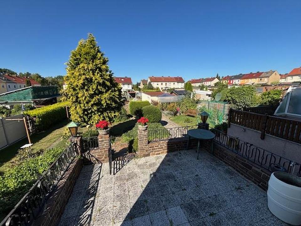 Reihenendhaus, unterkellert mit Nebengelass und Garten – Bild 9