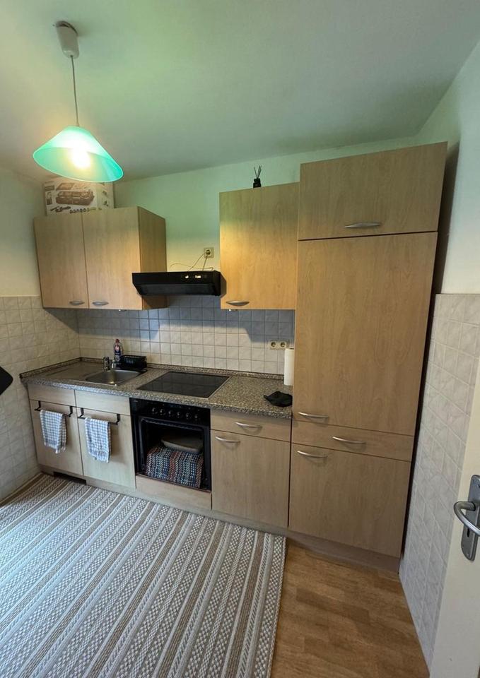 Gemütliche 2-Zimmer-Wohnung in idyllischer Lage mit Balkon und Einbauküche und Stellplatz – Bild 9