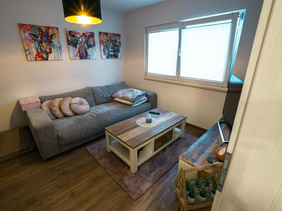 Moderne Stadtvilla (Bj. 2020) | A+ | PV & Speicher | Sauna | Waldblick | sofort bezugsfrei – Bild 7