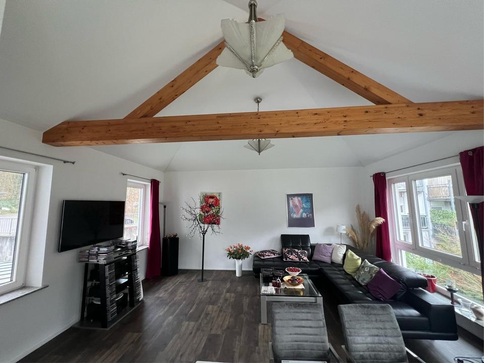 Großzügiges Einfamilienhaus in bevorzugter Wohnlage. Provisionsfrei – Bild 11