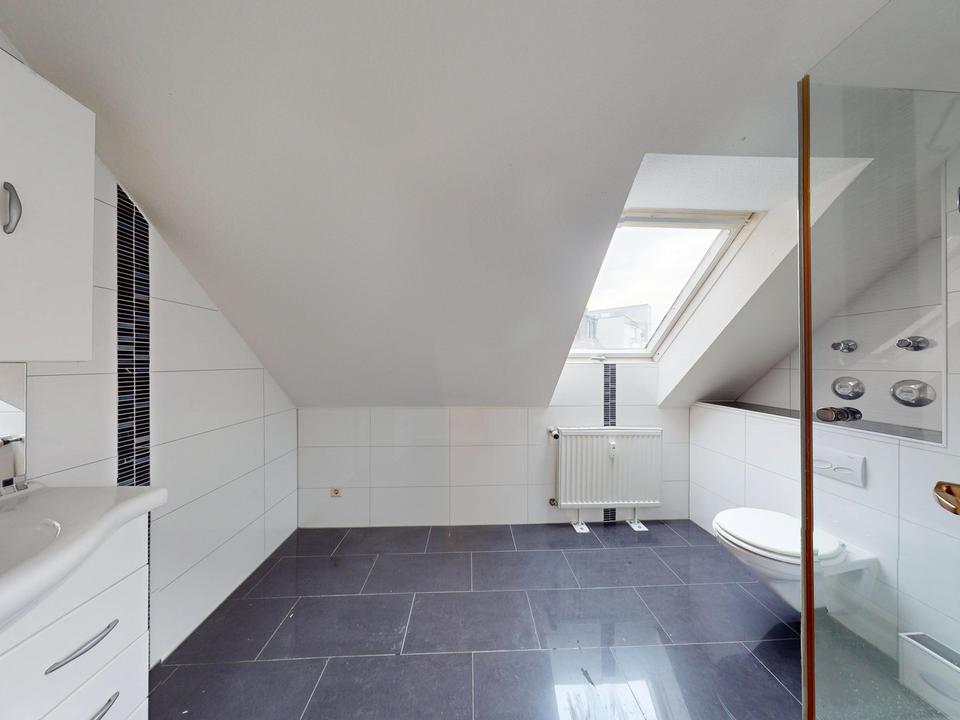 Provisionsfrei: Maisonnette 5 Z auf 2 Etagen – Bild 13