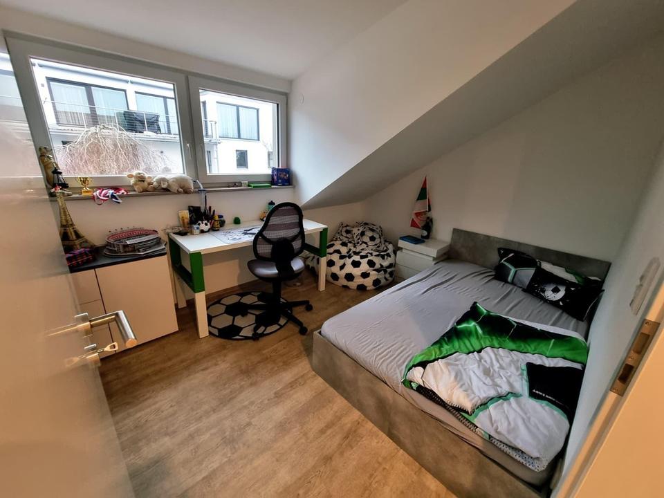 Helle DG-Wohnung mit riesigem Garten – ideal für Kapitalanlage oder Eigennutzung – Bild 6