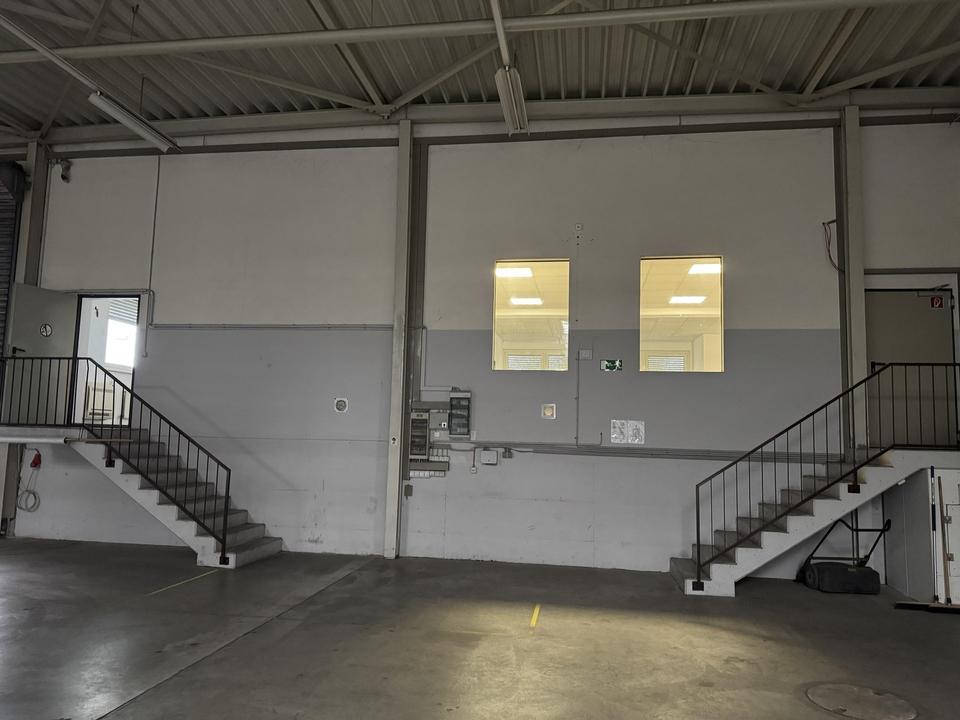Lagerhalle ca. 1000qm mit Büro ca. 150qm – Bild 16