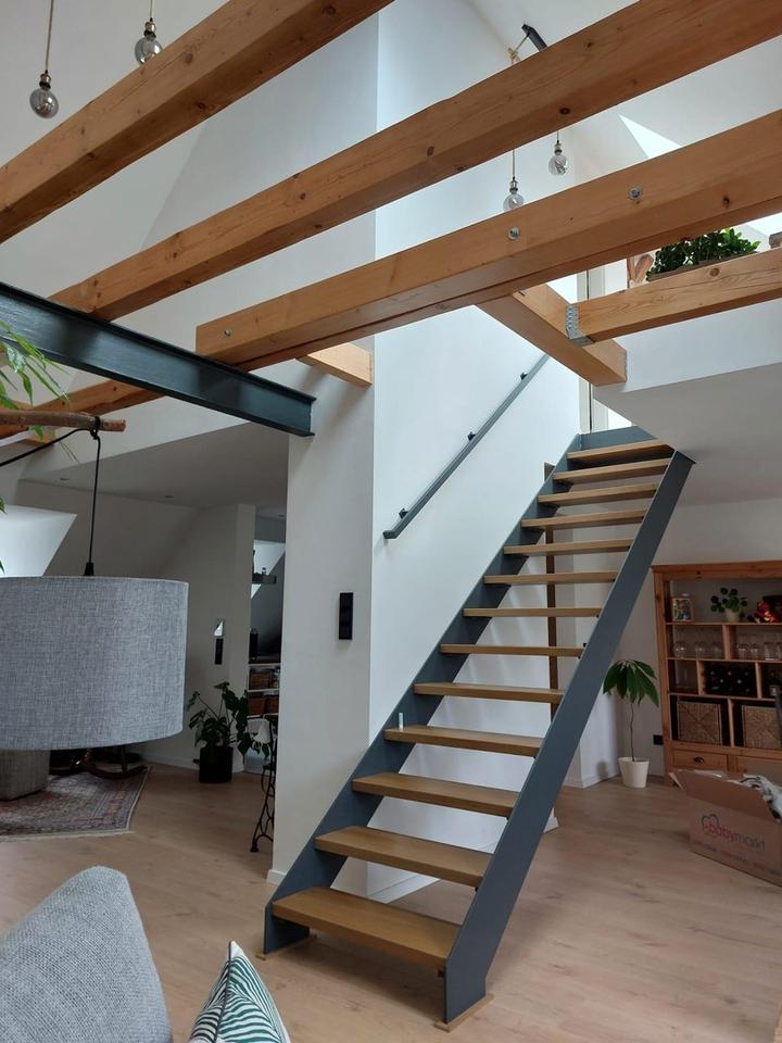 28.03 Besichtigung - Helle Maisonettewohnung mit Dachterrasse in der Innenstadt – Bild 13