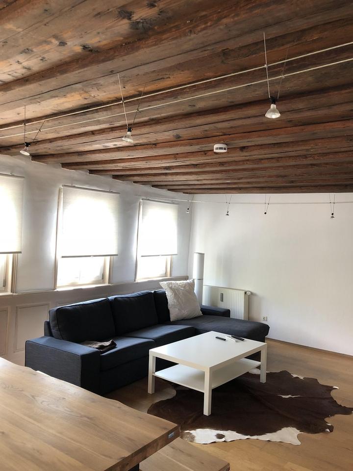 Wunderschöne, vollmöblierte 2 Zimmer Wohnung in der Mitte von Ditzingen – Bild 2