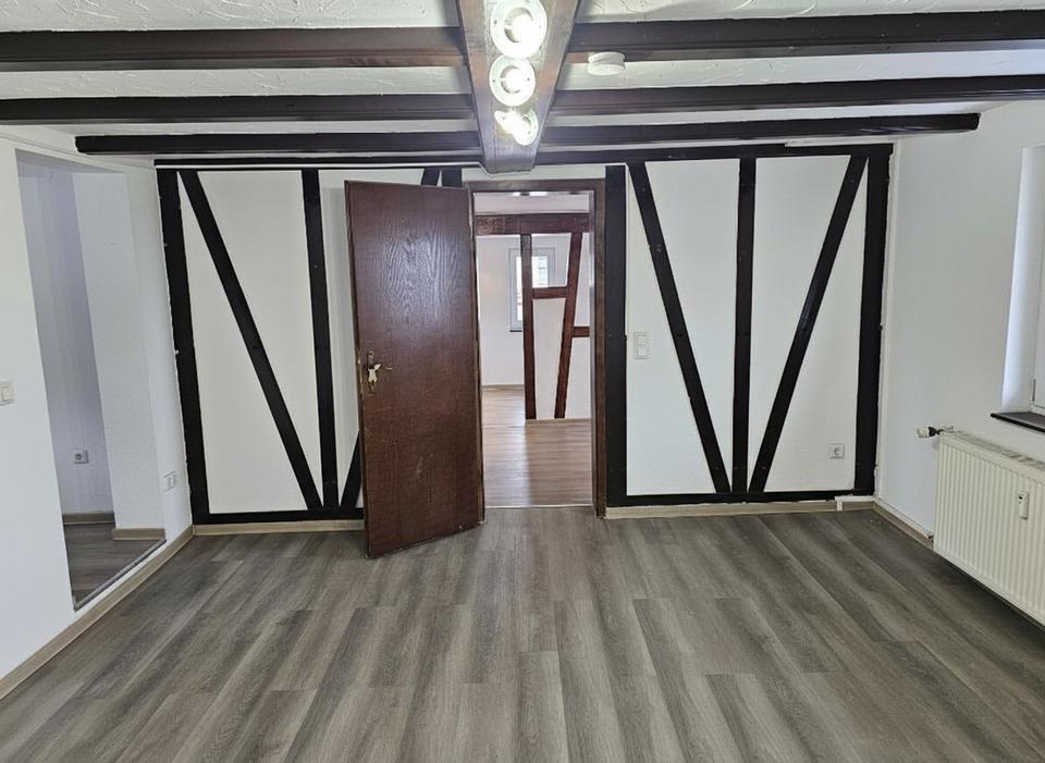 Attraktive 1-Zimmer-Wohnung im Herzen von Friedberg – frisch renoviert – Bild 2