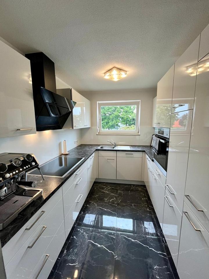 Bezugsfertige 3-Zi.-Wohnung in Gomaringen, top renoviert, Balkon, TG & Aufzug – Bild 7