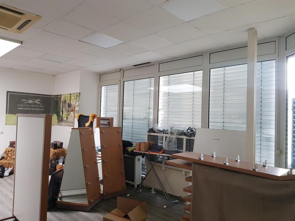 Flachdachhalle, Büros – Bild 25