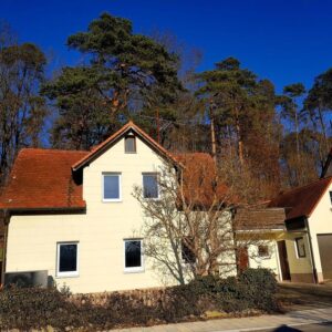 Charmantes, teilsan. EFH - Fern- u. Waldblick, neue Wärmepumpe, grosse Garage, Dachterrasse, Garten