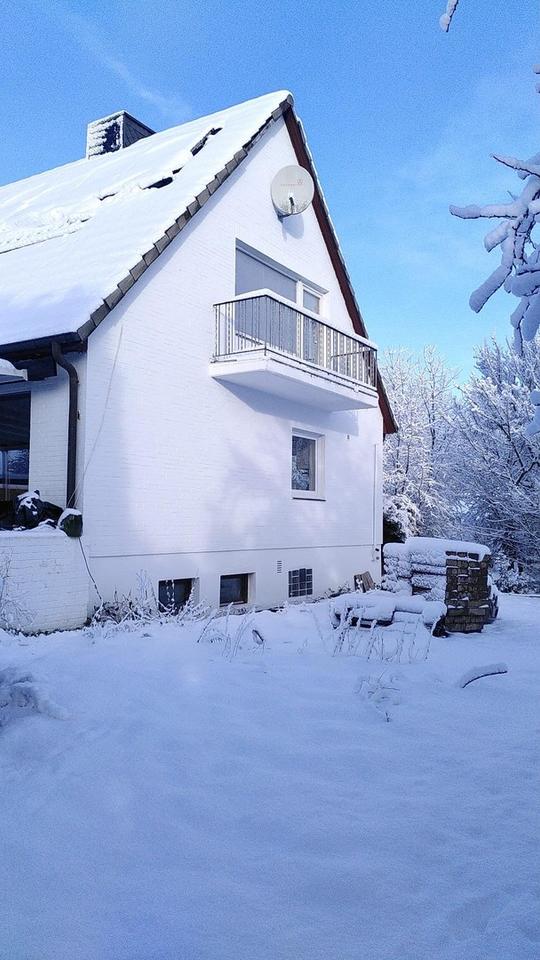 Charmantes Einfamilienhaus, 2 Wohneinheiten mit großem Garten in ruhiger Wohnlage – Bild 3